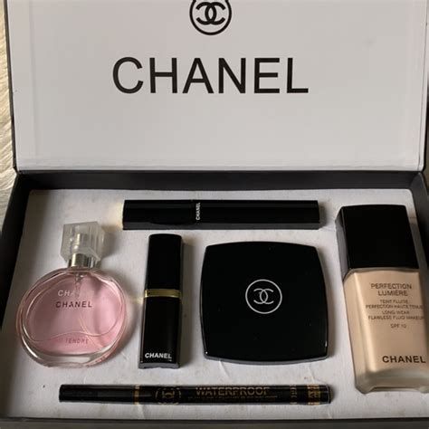 fake chanel makeup sets